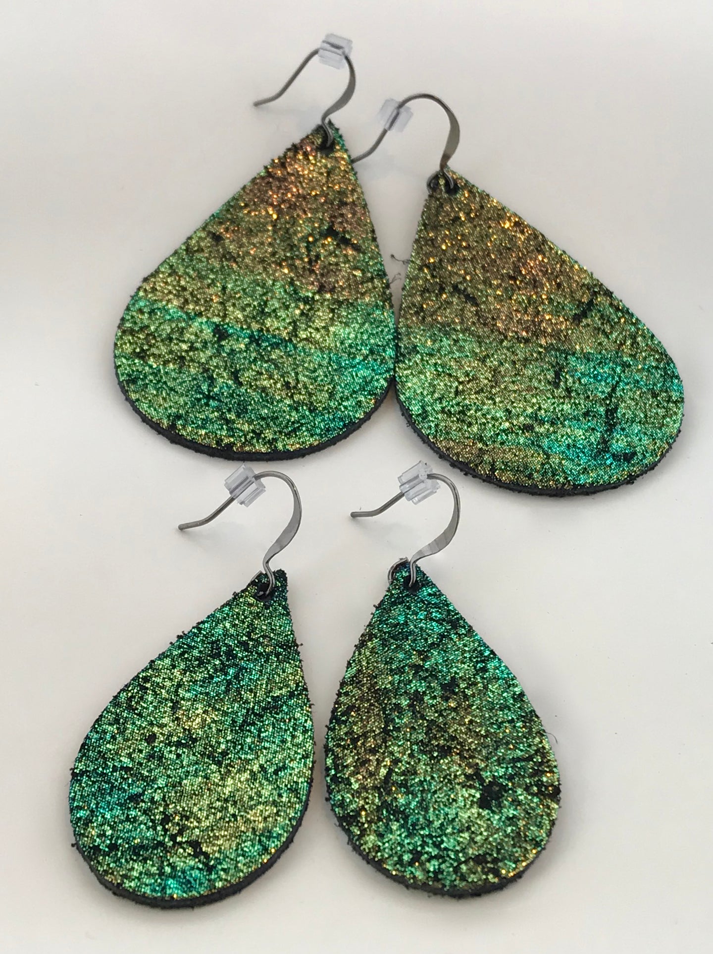 Chameleon Vintage Crackle Leather Earring